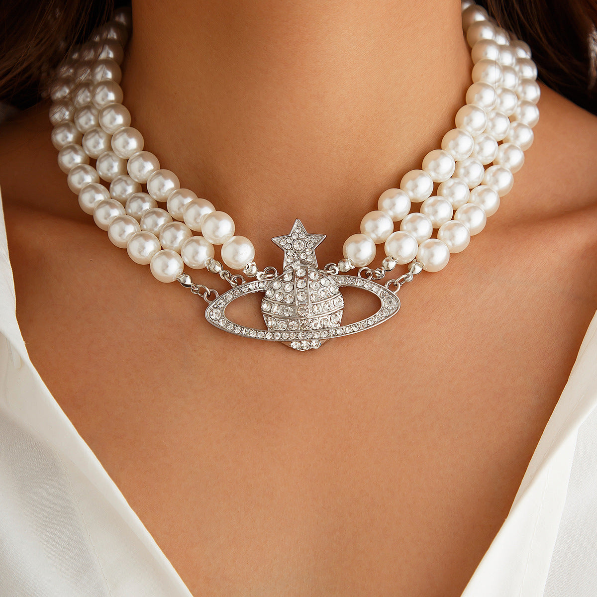 Cold Wind Multi layer Imitation Pearl Clavicle Chain Five pointed Star Inlaid Diamond Alloy Clavicle Chain Female